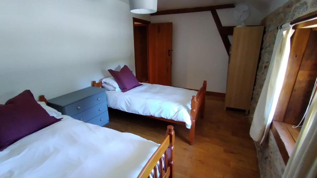 The Railway Cottage - Characterful And Comfortable Holiday Cottage Piégut-Pluviers 外观 照片